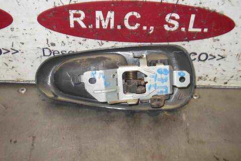 Foto 2ª: Maneta Interior Trasera Izquierda Mitsubishi L200 2.5 TD 99CV 73KW [D 4D56] (2000)