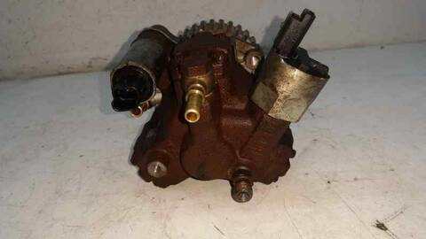 Foto 3ª: Bomba Inyeccion Ford Fiesta 1.4 TDCI CAT 68CV 50KW [F6JB] (2001)