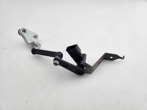 Foto 3ª: Motor Regulacion Faros Bmw Serie 3 315 330D XDRIVE SPORT LINE 4P) BERLINA 265CV [B57D30A] (2022)
