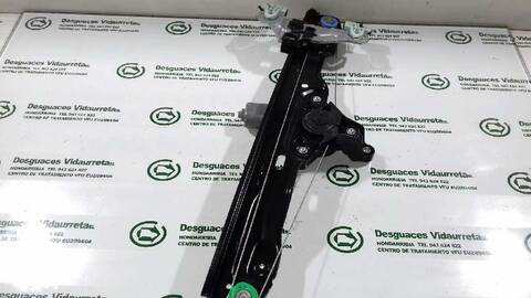 Foto 3ª: Elevalunas Eléctrico Delantero Derecho Nissan Qashqai 1.2 16V CAT 116CV 85KW [HRA2] (2014)