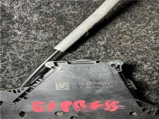 Foto 4ª: Cerradura Puerta Delantera Izquierda Renault Express 1.5 ADVANCE [1 5 LTR. - 70 KW BLUE DCI DIESEL FAP] 95CV 04.2021 ) [K9KU876]