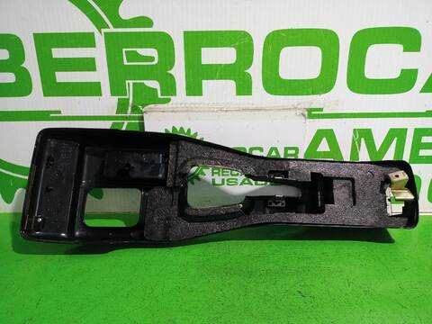 Foto 2ª: Consola Central Nissan Serena 2.3 LX DIESEL 75CV [LD23] (1992)