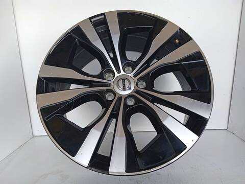 Foto 1ª: LLanta Aleacion Volvo XC 60 CORE AWD 250CV 184KW [B420T11] (2025)