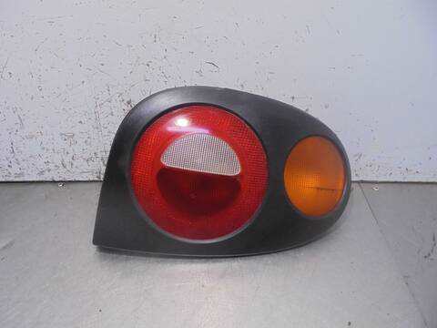 Piloto Trasero Derecho Renault Megane 1.6 E DAOF) COUPE 90CV 66KW I COACH/COUPE DA0)
