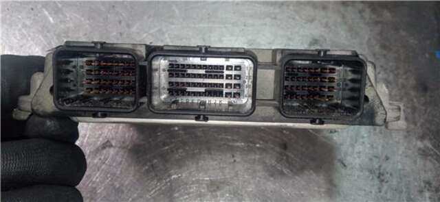 Foto 3ª: Centralita Motor ECU Peugeot 307 1.6 X-LINE [1.6 LTR. - 80 KW HDI FAP CAT (9HZ - DV6TED4)] [9HZ (DV6TED4)]