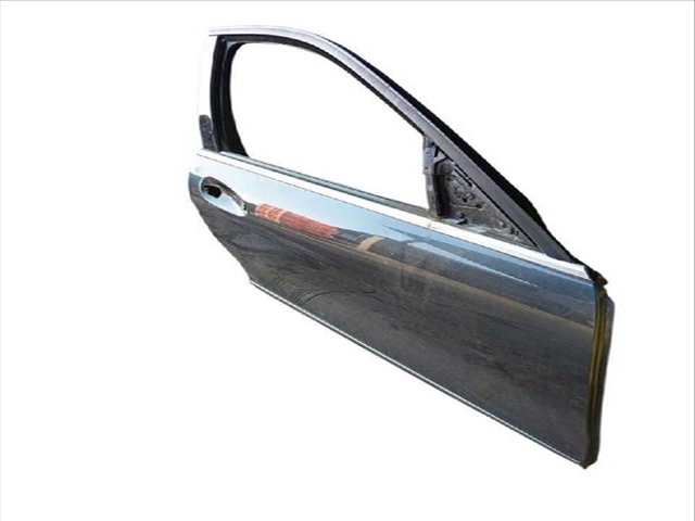 Foto 3ª: Puerta Delantera Derecha Mercedes Clase C 160 C 220 CDI 204.002) (2007)