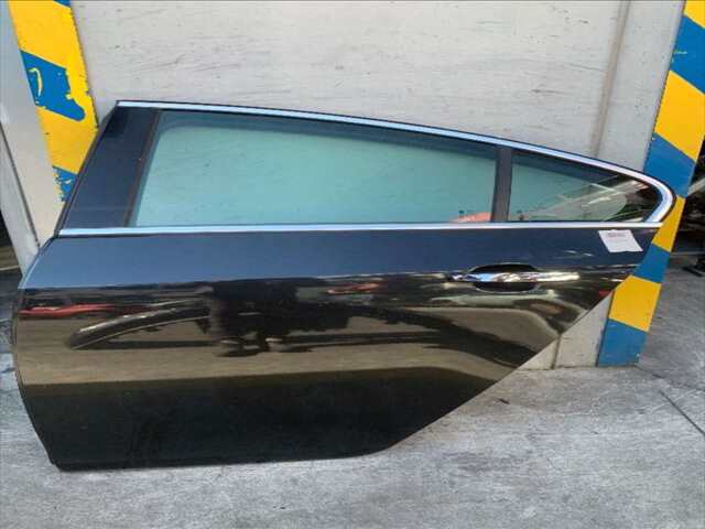 Puerta Trasera Izquierda Opel Insignia 2.0 DTI 160CV/118KW