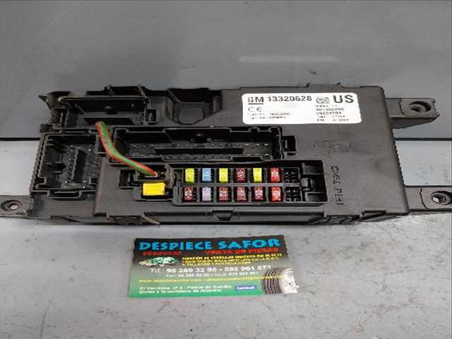 Caja Reles Fusibles Opel Corsa 1.2 G