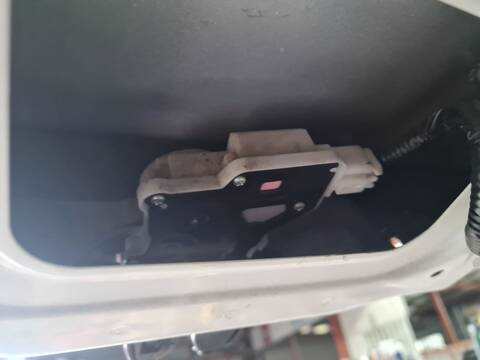 Cerradura Maletero Portón Nissan Qashqai TEKNA 110CV 81KW