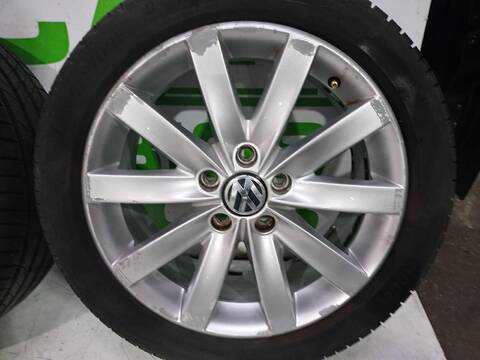 Foto 2ª: Juego LLantas Volkswagen Golf ADVANCE 105CV [CAYC] (2008)