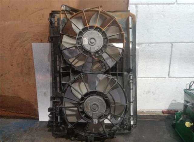 Foto 2ª: Electroventilador Toyota Avensis 2.2 D-4D EXECUTIVE BERLINA (5-PTAS.) [2.2 LTR. - 110 KW D-4D CAT] [2AD-FTV]