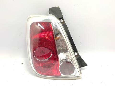 Piloto Trasero Izquierdo Fiat 500 1.4 312CXC1B 312AXC1B) 100CV 74KW