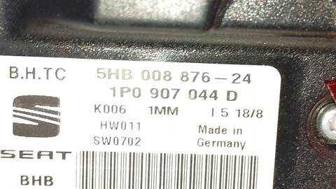 Foto 2ª: Mando Climatizador Volkswagen Passat ADVANCE 4MOTION BERLINA 140CV 103KW [BKP] (2005)