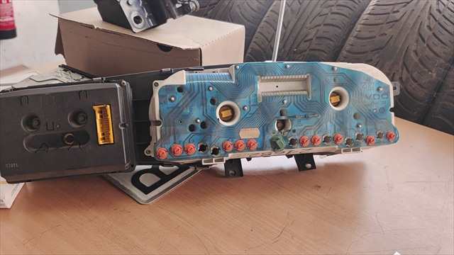 Foto 3ª: Cuadro de Instrumentos Opel Vectra . (1998)