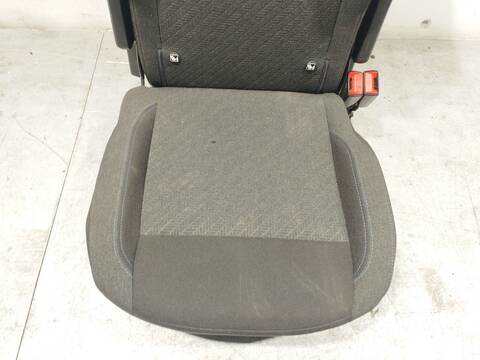 Foto 3ª: Asientos Traseros Fiat Doblo BLUEHDI 130 131CV 96KW [YH01] (2023)