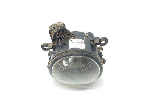 Foto 2ª: Faro Antiniebla Delantero Derecho Mitsubishi Montero 3.2 DI-D 160CV [4M41] (2006)