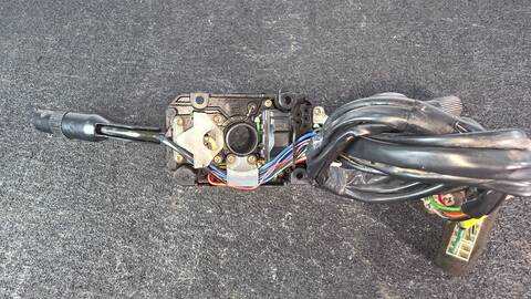 Foto 3ª: Mando Multifuncion Mitsubishi Galloper D4BH (1998)