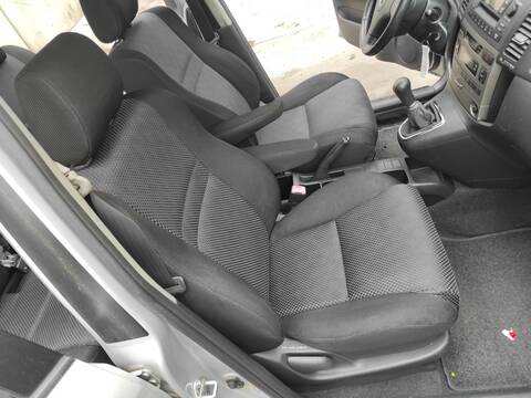 Asiento Delantero Derecho Toyota Corolla 1CDFTV