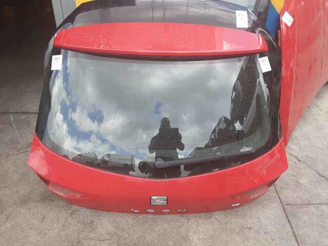 Portón Seat Leon 1.2 G 105CV 0CV