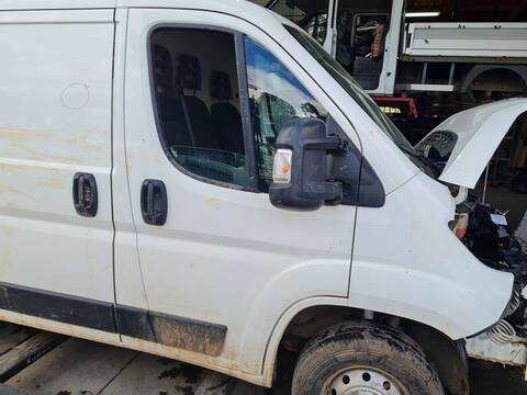 Puerta Delantera Derecha Peugeot Boxer 330 L1H1 PREMIUM BLUEHDI 120 START STOP 120CV 88KW FURGON