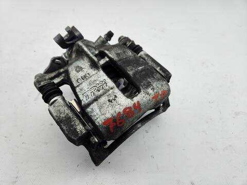 Pedal Embrague Volkswagen Transporter 2.0 TDI 110CV 81KW FURGONETA