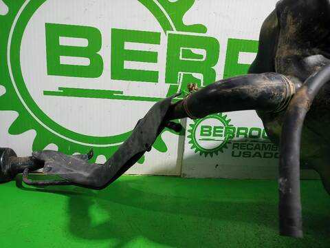 Foto 2ª: Deposito de Combustible Nissan Micra BASICO 54CV [CG10DE] (1998)