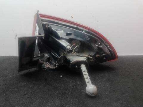 Foto 3ª: Piloto Trasero Izquierdo Renault Scenic 1.3 TCE 140 140CV 103KW IV J9_) [H5H 450,H5H 470,H5H 490] (2018)