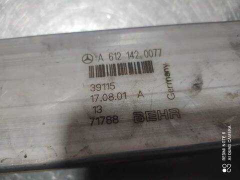 Foto 3ª: Radiador Aceite Mercedes Clase ML 270 CDI 163.113) W163) [612963] (2001)