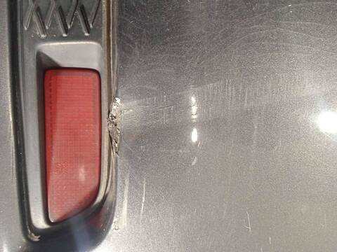 Foto 3ª: Paragolpes Trasero Lexus IS 2.0 CAT 155CV 114KW [1G-FE] (2003)