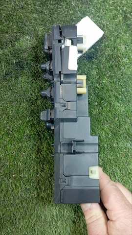 Foto 3ª: Botonera Elevalunas Jeep Grand Cherokee 2.5 TD ZJ [DM52] (1996)