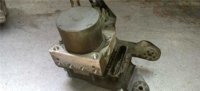 Foto 2ª: Abs Renault Megane 1.9 CONFORT AUTHENTIQUE [1.9 LTR. - 88 KW DCI DIESEL] II CLASSIC BERLINA (2003-_) [F9QB800]