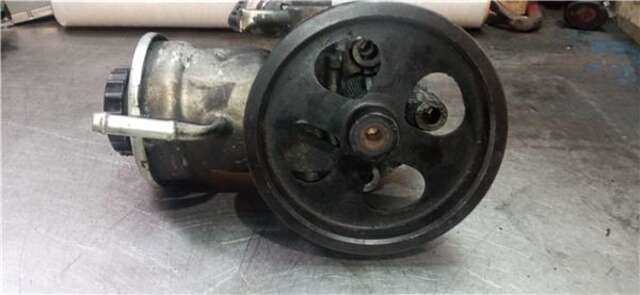 Bomba Servodireccion Toyota Avensis 2.2 D-4D EXECUTIVE BERLINA (5-PTAS.) [2.2 LTR. - 110 KW D-4D CAT]
