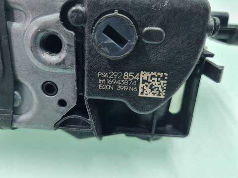 Foto 4ª: Cerradura Puerta Trasera Izquierda Peugeot 208 ACTIVE 101CV 74KW [HN05] (2021)