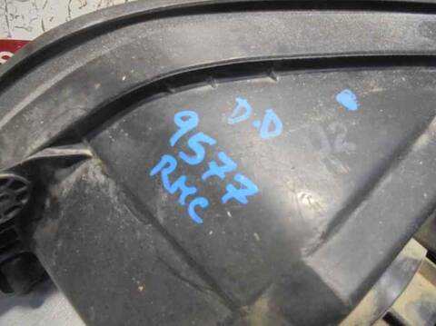 Foto 4ª: Faro Derecho Kia Sorento 2.5 CRDI CONCEPT 140CV 103KW [D4CB] (2006)