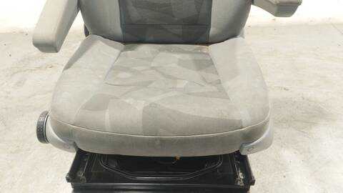 Foto 2ª: Asiento Delantero Derecho Mercedes Viano CDI 2.2 639.711 639.713 639.811 639.813 639.815) 150CV 110KW [646982] (2004)
