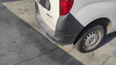 Foto 3ª: Paragolpes Trasero Fiat Doblo 1.6 D 105CV 77KW II 263) CARGO 263A2000 (2014)