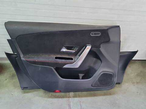 Foto 2ª: Tapizados Cartoneras Mercedes Clase A 140 A 200 MILD-HYBRID 177.087) 163CV 120KW [282.814] (2024)