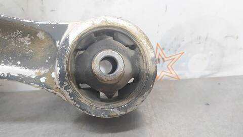 Foto 3ª: Soporte Cambio Mitsubishi Montero 3.2 DI-D GLX 3-PTAS.) 160CV 118KW [4M41] (2001)