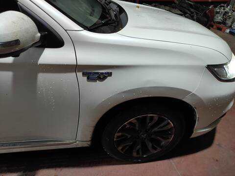 Aleta Delantera Derecha Mitsubishi Outlander 4B11