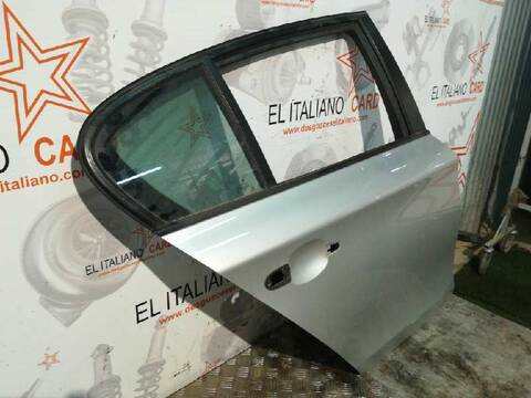 Foto 3ª: Puerta Trasera Derecha Bmw Serie 1 114 118D BERLINA 143CV 105KW [N47D20C] (2009)