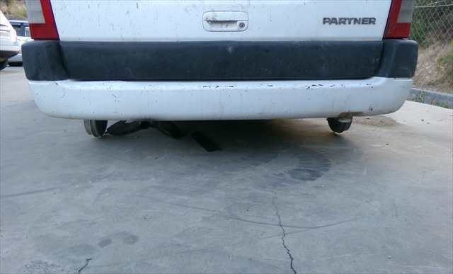 Paragolpes Trasero Peugeot Partner 2.0 HDI 2002-2008