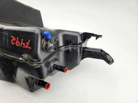 Foto 2ª: Deposito AdBlue Seat Ibiza STYLE 95CV 70KW [DGTD] (2020)