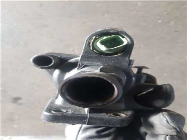 Foto 3ª: Termostato Peugeot 307 2.0 X-LINE [2.0 LTR. - 100 KW 16V HDI FAP CAT (RHR - DW10BTED4)] [RHR (DW10BTED4)]