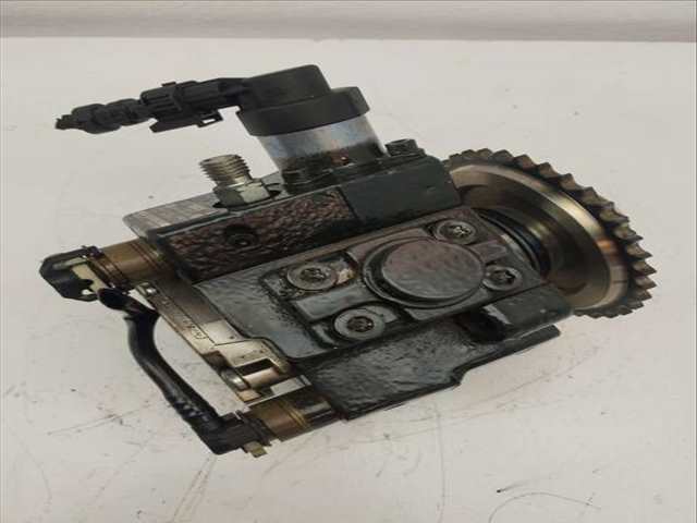 Foto 3ª: Bomba Inyeccion Hyundai i30 STYLE 116CV 85KW [D4FB] (2008)