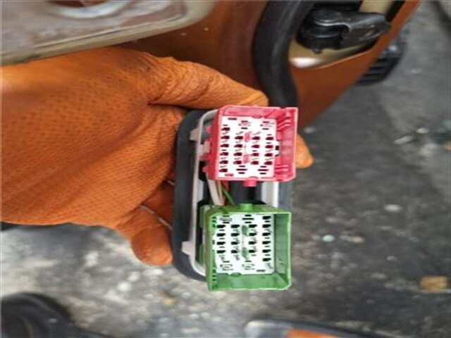 Foto 2ª: Puerta Delantera Derecha Peugeot 2008 1.5 ACTIVE PACK [1.5 LTR. - 96 KW BLUE-HDI FAP] [YHZ (DV5RC)]