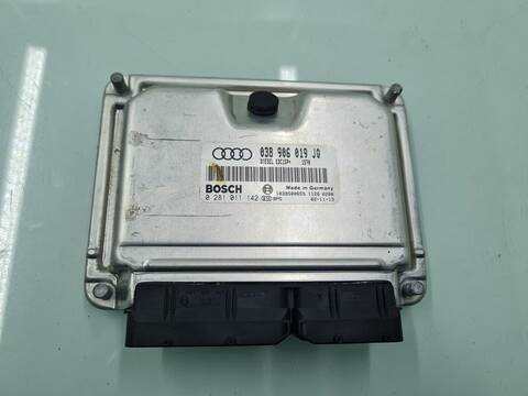 Foto 3ª: Centralita Motor ECU Audi A4 1.9 TDI 96KW) AVANT 131CV [AWX] (2002)