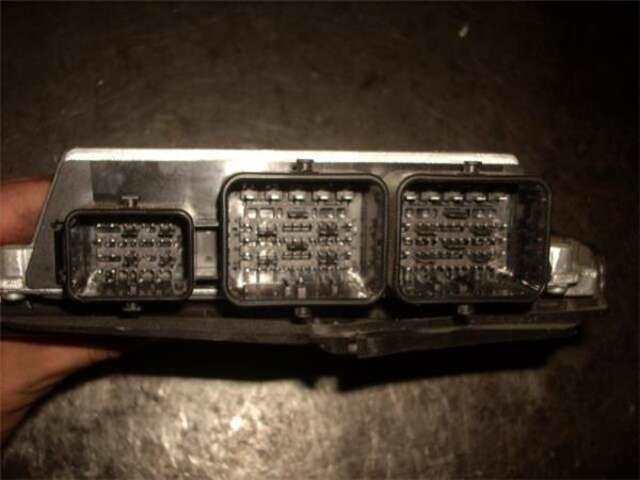 Foto 2ª: Centralita Motor ECU Peugeot 208 1.2 ACCESS [1.2 LTR. - 60 KW 12V VTI] [HMZ]