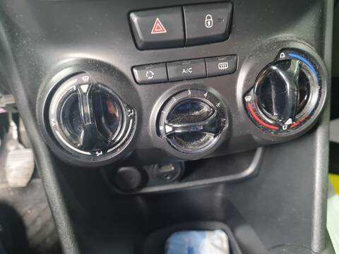 Mando Climatizador Peugeot 208 ACCESS 68CV 50KW