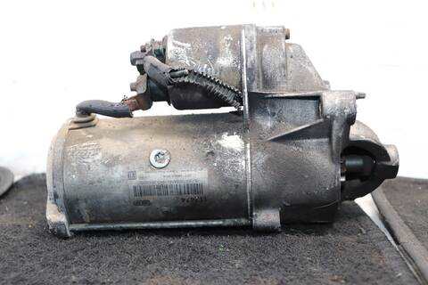 Foto 2ª: Motor de Arranque Renault Laguna EXPRESSION GRANDTOUR 120CV 88KW (2001)