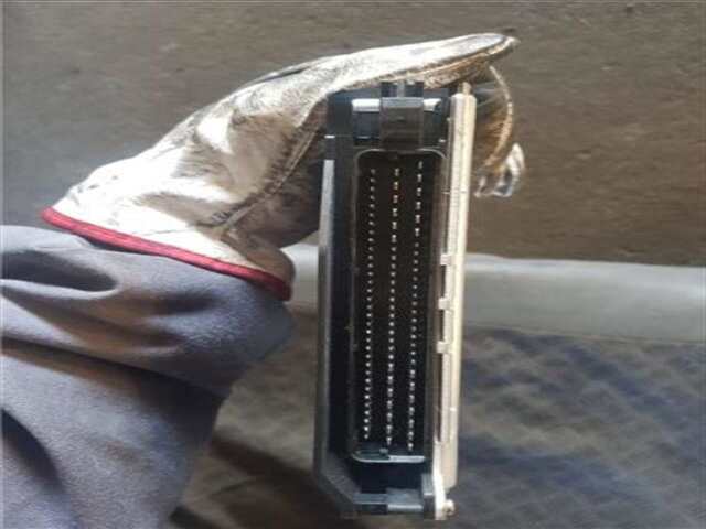 Foto 3ª: Centralita Motor ECU Bmw Serie 3 315 1.8 318I [1.8 LTR. - 83 KW CAT] [M40 B18 (18 4 E1)]